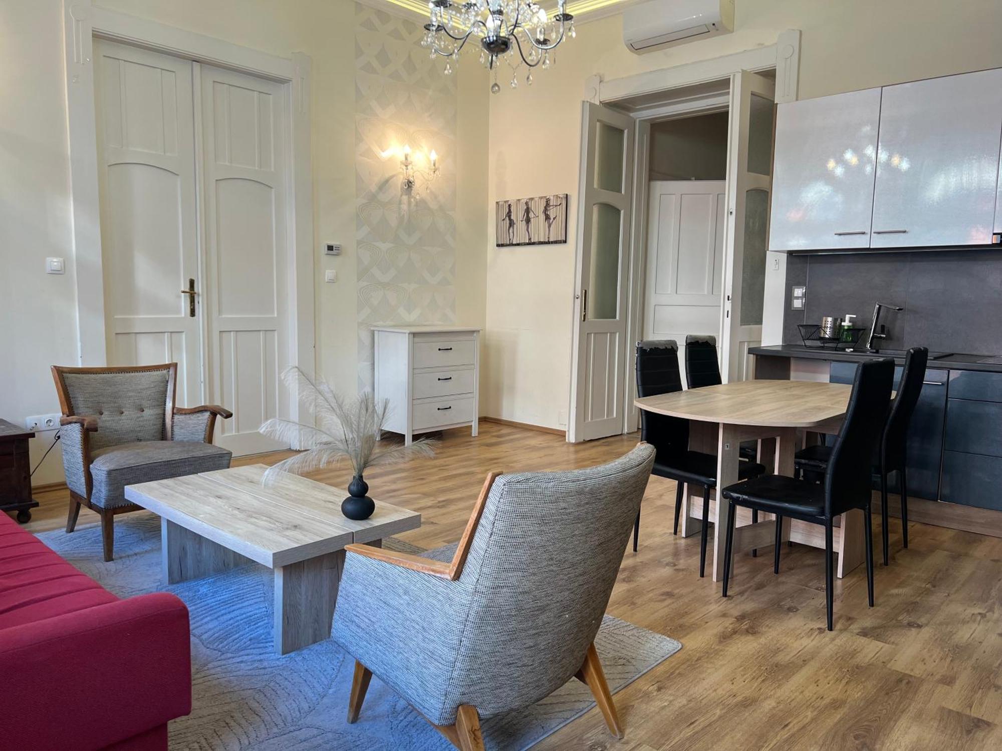 P9 By Small Home Budapest Eksteriør bilde